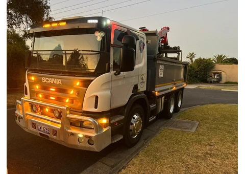 BOB’S EARTHMOVING - 10/10