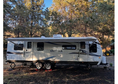 2012 Keystone Outback Camper - 11/12