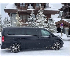 Reliable Chauffeur Van Hire in Brisbane – Book with Experts