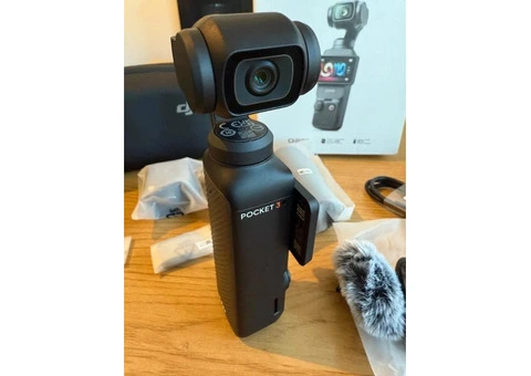 DJI Osmo Pocket 3 Creator Combo - 1/5