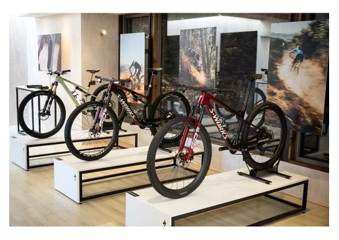 2024 Specialized Turbo Levo SL Comp Carbon - 3/4