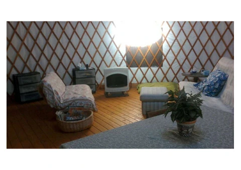 Yurt For Sale - 2/4