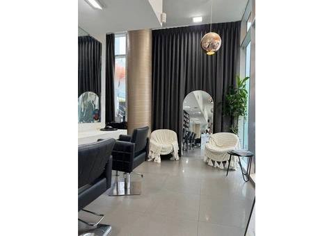 Rent a Chair – Freelance Stylist Opportunity at Spectrum Hair & Beauty Belconnen, Canberra - 2/10