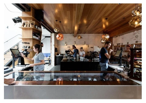 Modern Australian Restaurants in Melbourne | Happy Hour at Rocksalt