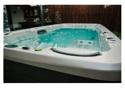 Swim Spas | Spa World Australia & New Zealand - 2/2