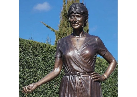 Bronze Portrait Sculptures & Public Art Sculpture Commissions - 1/4
