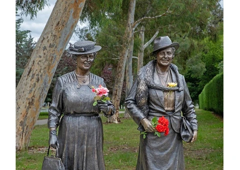 Bronze Portrait Sculptures & Public Art Sculpture Commissions - 3/4