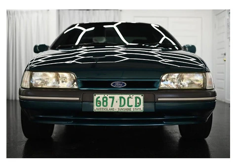 Mirror Effect Detail - Premium Car Paint Protection for a Flawless Shine - 3/3