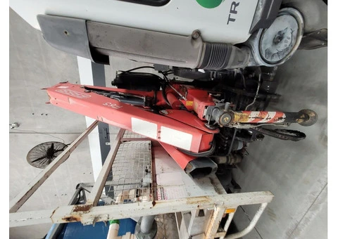 2001 Hino Ranger - Flat bed truck with a HIAB/Fassi 65 crane with filtration system - 10/17