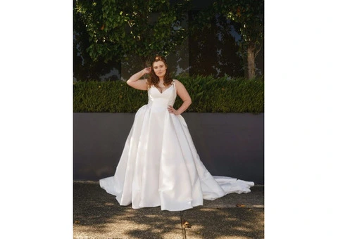 Shop Beautiful Curve Wedding Dresses for Every Body