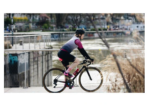 Womens Cycling Clothing – Ride in Comfort & Style!
