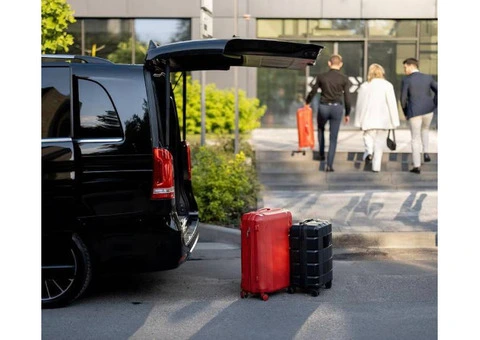 Best Maxi Taxi – Reliable Airport Taxi Service in Melbourne - 1/3