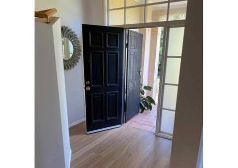 Laminate, Hybrid, Engineered, Vinyl Plank and Solid Timber flooring - 2/16