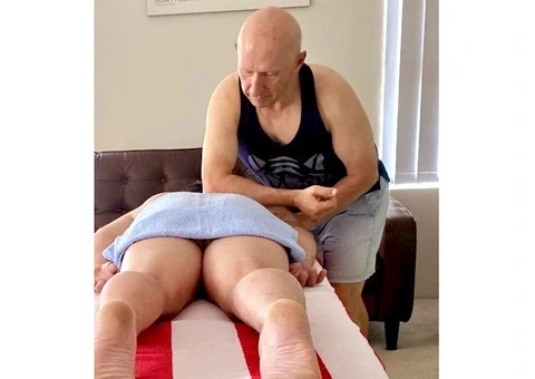 Male 2 Male Massage - 1/6