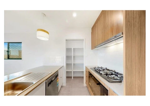 Brand New 4bed and 2bath Home Available For Rent - 4/10