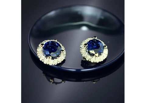 Timeless Sparkle with Diamond Earrings in Brisbane – Discover Elegant Diamond Studs at Starfire