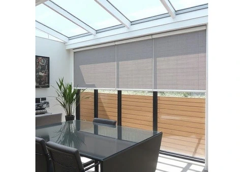 Roller blinds are crafted right. ‘Melbourne-style’ by Clarks!