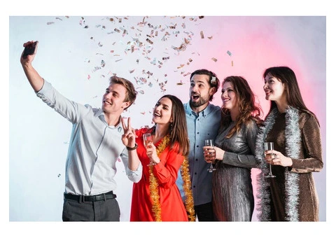 Photo Booth Hire in Melbourne – Mirror & Selfie Booths - 2/3