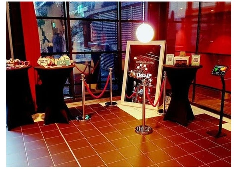Stylish Photo Booths for All Events | Lavides Global in Melbourne - 3/7