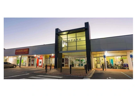 Hawaiian's Newpark - 5/8