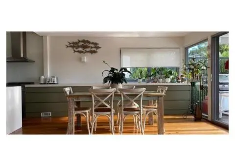 Get Rid of Dullness in Your Kitchen With Spraying in Hunter’s Hill! - 6/6