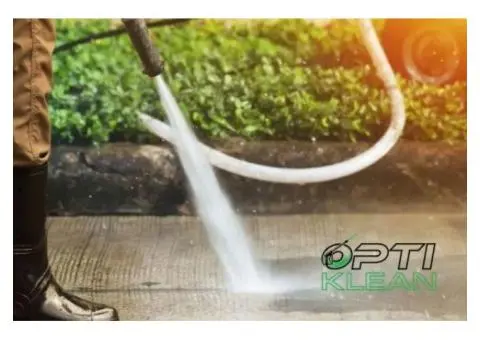 Efficient Pressure Cleaning Service in Darwin, NT by OptiKlean - 2/3