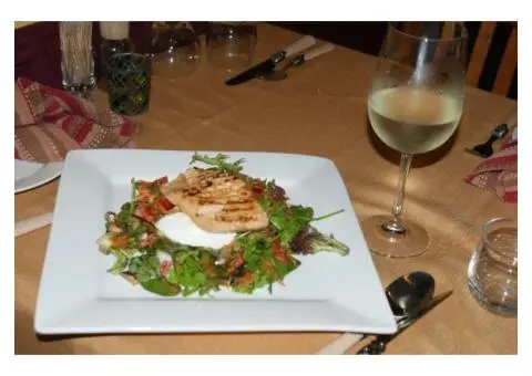 Relax with Scenic Balcony Bar Accommodation in Atherton