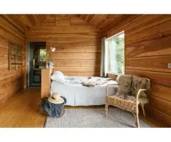 Nature-Filled Farm Stay Retreat in Gloucester – Dam It Getaway