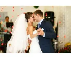 Hire The Perfect Melbourne DJ For Your Wedding