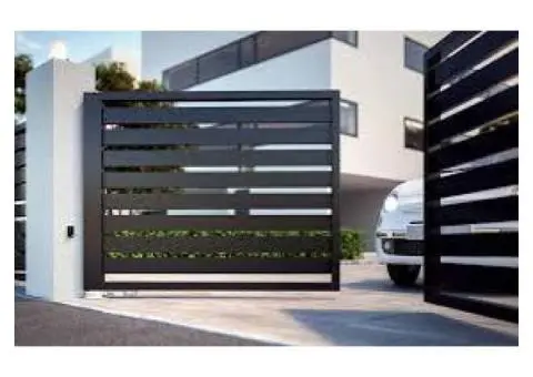 Horizontal Slat Driveway Gate Gold Coast