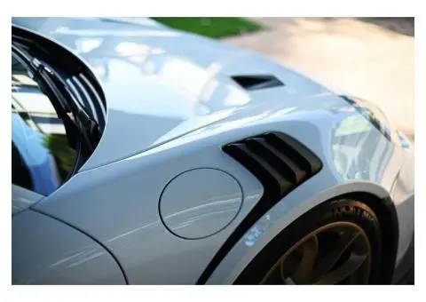 DURABLE CERAMIC COATING FOR YOUR CAR PAINT PROTECTION – Mirror Effect Detail