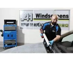 Don’t Ignore a Loose Windscreen Seal - Repair or Replace It Now!