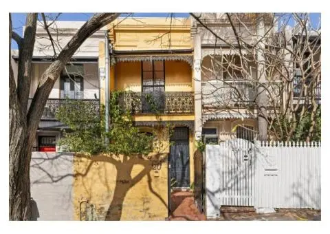 Classic two-bedroom house for rent - 1/10