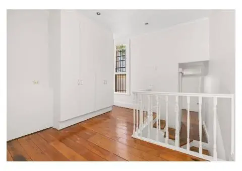 Classic two-bedroom house for rent - 6/10