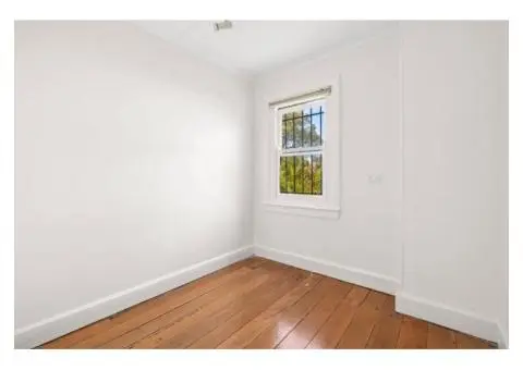 Classic two-bedroom house for rent - 10/10