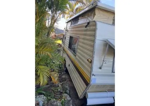 Windsor Windcheater Pop Top 1986 - 3/14