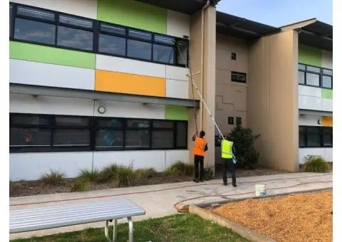 Sparkling Window Cleaning Services in Melbourne – Streak-Free Shine Every Time