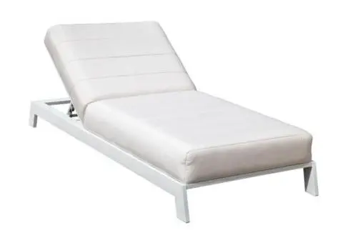 Buy Stylish Outdoor Dining Tables for Every Space 