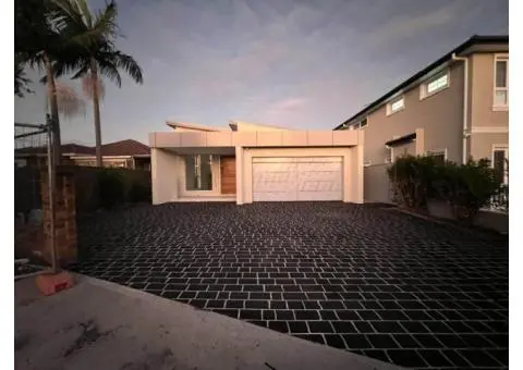 Professional Spray on Resurfacing services and Epoxy garage floorings - 2/2