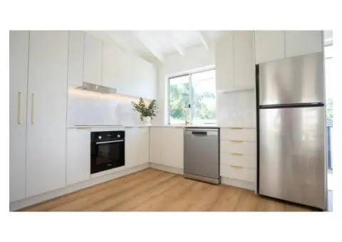 Kitchen Renovations in Gold Coast with Modern Kitchen Designs - 2/4