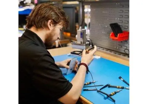 iPhone Repair Shop In Bondi Beach For Screen And Back Glass Replacement - 3/3