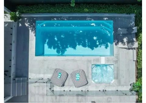 Buy Swimming Pools in Melbourne – Fibreglass & In Ground Pools