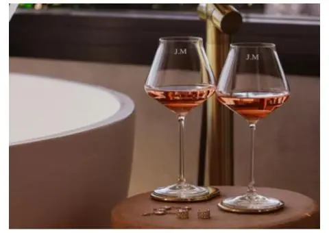 Custom & Engraved Wine Glasses for Any Occasion - 2/4