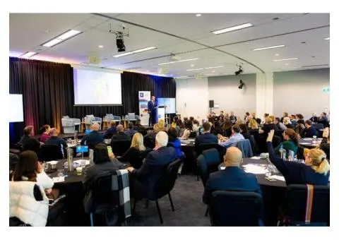 Australian Institute of Management WA - 3/8