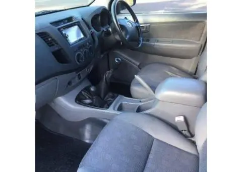 2006 Toyota Hilux 4x4 Dual Cab Turbo Diesel manual - 6/10