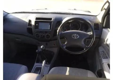 2006 Toyota Hilux 4x4 Dual Cab Turbo Diesel manual - 7/10