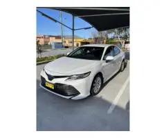 2020 Toyota Camry Ascent Hybrid