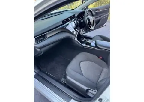 2020 Toyota Camry Ascent Hybrid - 4/10