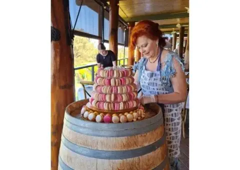 Custom birthday cakes Perth