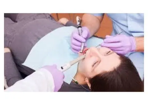 Want a Smile Makeover with a Porcelain Veneers Dentist?